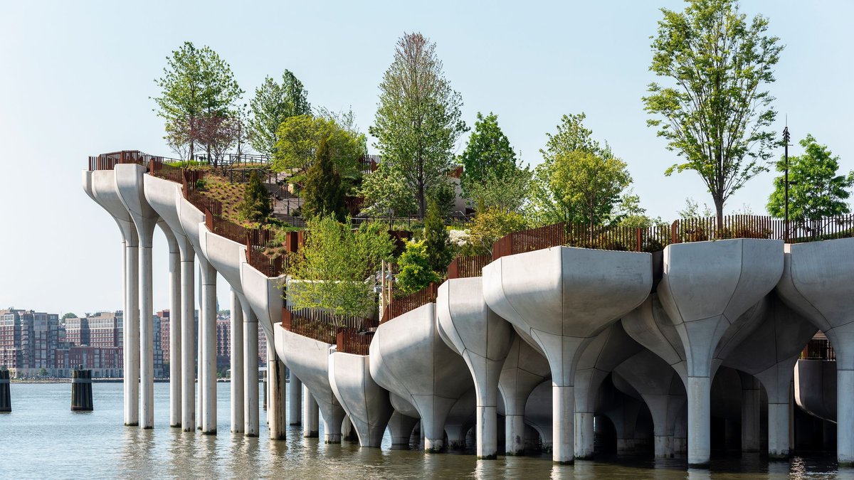 Residence Park, NY - New York City Has a Brand-New “Floating Park” on Its Hudson River |  Architectur